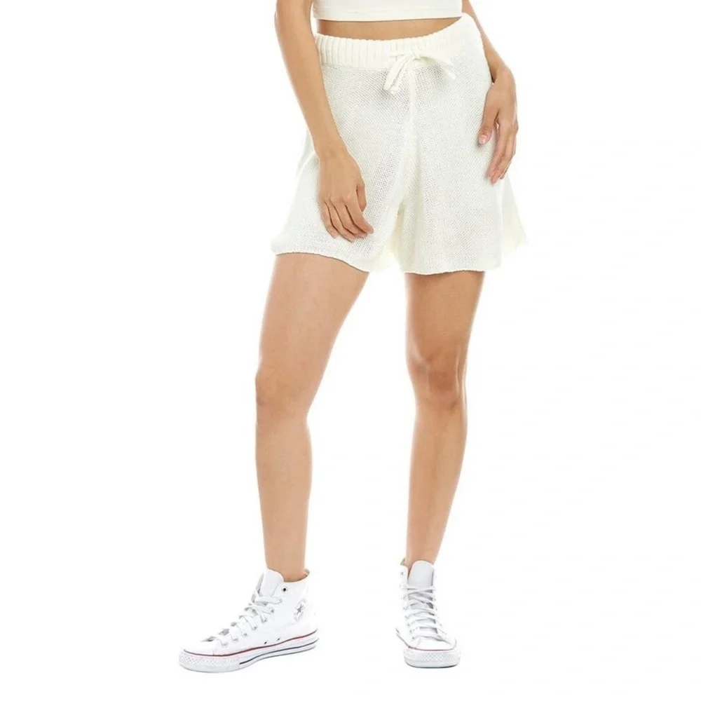 WeWoreWhat Pull On Sweater Shorts‎